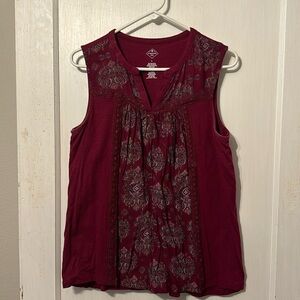 St. John’s Bay tank top size L